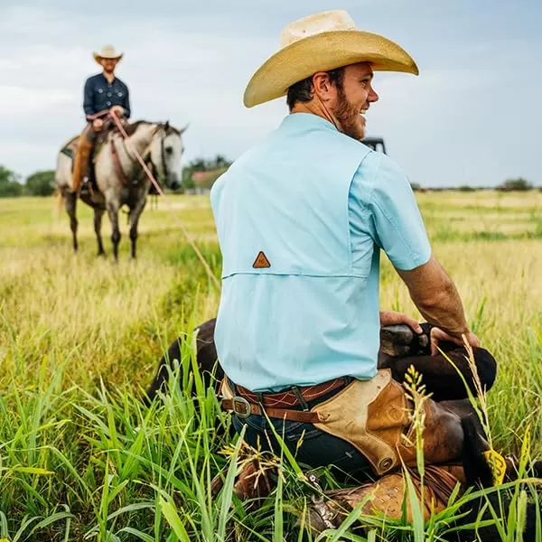 Men's Short Sleeve Hay Baler Button Down Shirt, Breathable Performance Work Shirt for Farmers and Ranchers with UPF30