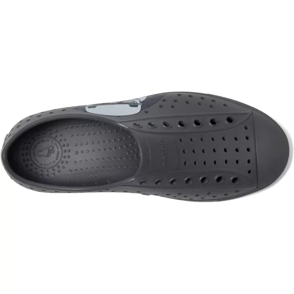 Native Shoes Kids Jefferson Star Wars Block Shoes for Big Kid - Injection Molded EVA Construction, Slip-On Style, Classy and Chic Wear