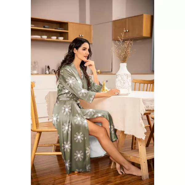 HOTOUCH Silk Robes for Women Long Bridesmaid Wedding Party Satin Robes Sleepwear with PocketsColor Green