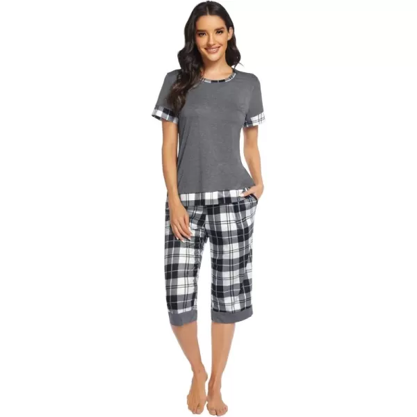 imageHOTOUCH Womens Pajama Set Stylish Print ONeck Short Sleeves Top with Capri Pants Sleepwear Pjs SetsBlack Plaid