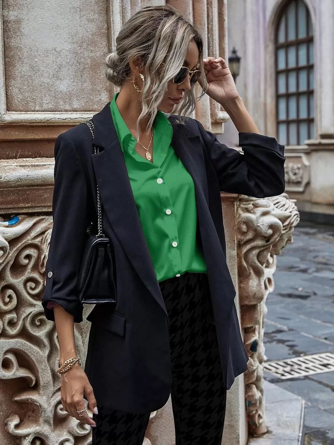 imageHOTOUCH Women Oversized Button Down Shirts Office Drop Shoulder Blouse Long Sleeve Boyfriend Dress Shirt with PocketsGreen
