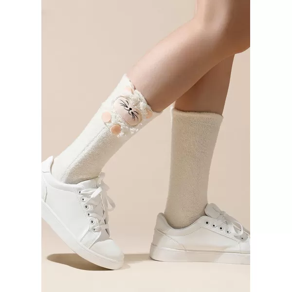 Kids Heated Socks  Boys and Girls Foot Warmer Electric Heating Socks with 4000mah Battery 3 Heating LevelsWhite