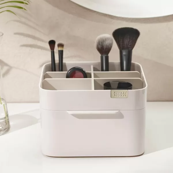 imageJoseph Joseph 75006 Viva Magnifying Compact Cosmetic Mirror 1x3x ShellRegular Organiser