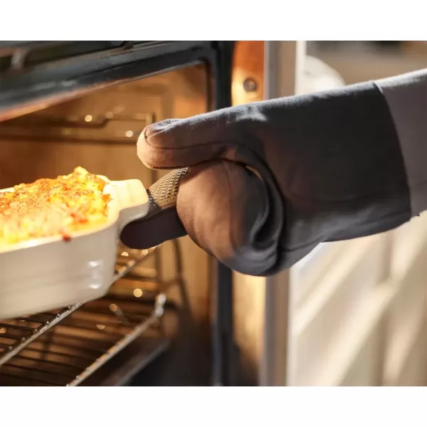 imageJoseph Joseph Pinch Pair of Easy Grip Silicone Oven Glove Precise Grip HeatResistant up to 482F Comfortable Cuff with Hanging Hole Machine WashableTwin