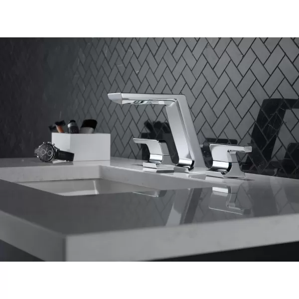 imageDelta Faucet 3599LFPRMPU Pivotal Widespread Chrome