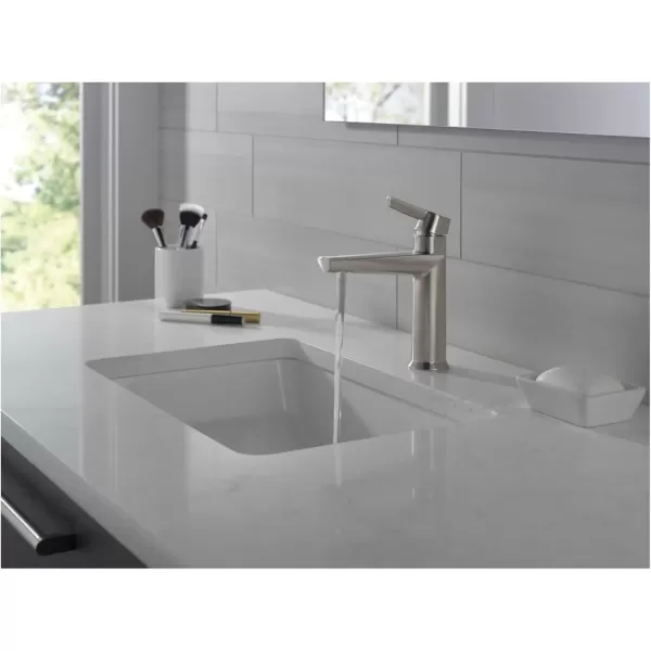 imageDelta Faucet Galeon Single Hole Bathroom Faucet Chrome Bathroom Faucets for Sink 1 Hole Single Handle Bathroom Sink Faucet Diamond Seal Technology Lumicoat Chrome 571PRMPUDSTLumicoat Stainless