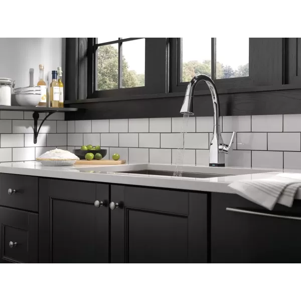 imageDelta Faucet Mateo Touch Kitchen Faucet Brushed Nickel Kitchen Faucets with Pull Down Sprayer Kitchen Sink Faucet Touch Faucet for Kitchen Sink Touch2O Technology Arctic Stainless 9183TARDSTChrome