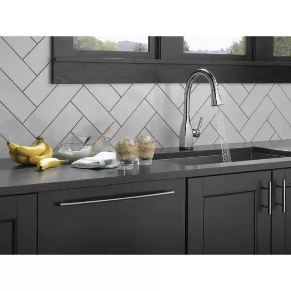imageDelta Faucet Mateo Touch Kitchen Faucet Brushed Nickel Kitchen Faucets with Pull Down Sprayer Kitchen Sink Faucet Touch Faucet for Kitchen Sink Touch2O Technology Arctic Stainless 9183TARDSTArctic Stainless