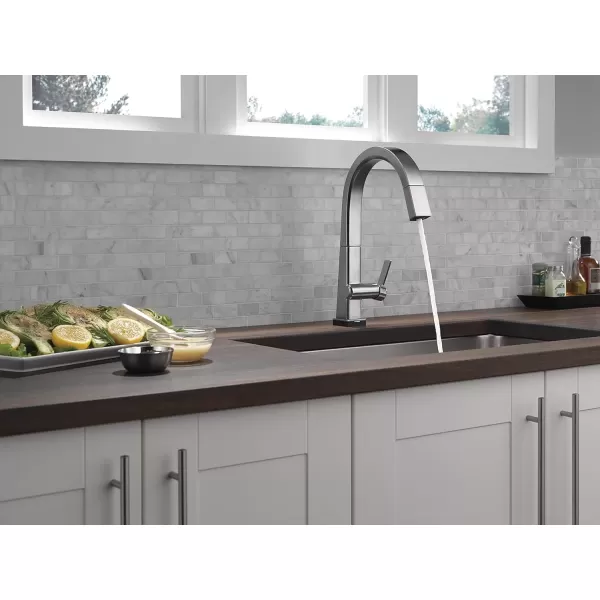 imageDelta Faucet Pivotal Touch Kitchen Faucet Brushed Nickel Kitchen Faucets with Pull Down Sprayer Kitchen Sink Faucet Touch Faucet for Kitchen Sink Touch2O Technology Arctic Stainless 9193TARDSTArctic Stainless