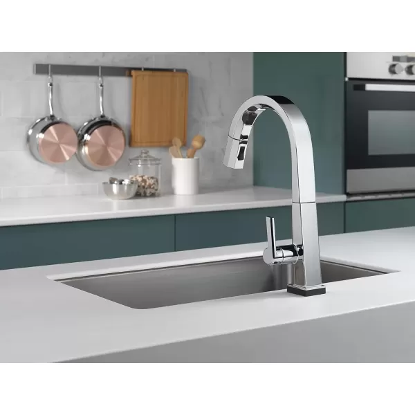imageDelta Faucet Pivotal Touch Kitchen Faucet Brushed Nickel Kitchen Faucets with Pull Down Sprayer Kitchen Sink Faucet Touch Faucet for Kitchen Sink Touch2O Technology Arctic Stainless 9193TARDSTChrome