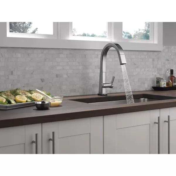 imageDelta Faucet Pivotal Touch Kitchen Faucet Brushed Nickel Kitchen Faucets with Pull Down Sprayer Kitchen Sink Faucet Touch Faucet for Kitchen Sink Touch2O Technology Arctic Stainless 9193TARDSTArctic Stainless