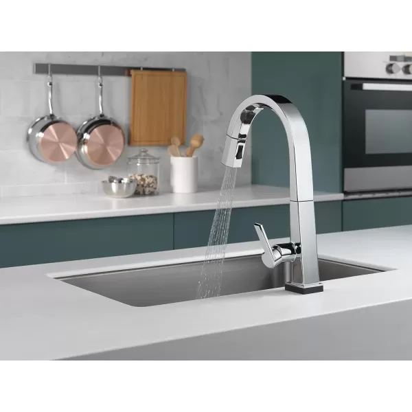 imageDelta Faucet Pivotal Touch Kitchen Faucet Brushed Nickel Kitchen Faucets with Pull Down Sprayer Kitchen Sink Faucet Touch Faucet for Kitchen Sink Touch2O Technology Arctic Stainless 9193TARDSTChrome