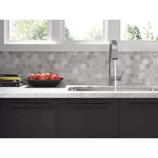 imageDelta Faucet Pivotal Touch Kitchen Faucet Brushed Nickel Kitchen Faucets with Pull Down Sprayer Kitchen Sink Faucet Touch Faucet for Kitchen Sink Touch2O Technology Arctic Stainless 9193TARDSTArctic Stainless