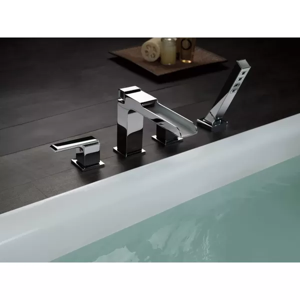imageDELTA FAUCET T4768BL Ara DeckMount with Diverter Matte Black