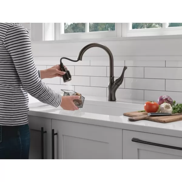 imageDelta Faucet Ophelia Matte Black Kitchen Faucet Touch Touch2O Technology MagnaTite Docking SingleHandle 19888TZBLDSTVenetian Bronze