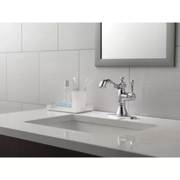 imageDelta Faucet Cassidy Pull Down Bathroom Faucet Bathroom Pull Out Faucet Oil Rubbed Bronze Single Hole Bathroom Faucet Bathroom Sink Faucet with Magnetic Docking Venetian Bronze 597RBPDDSTChrome