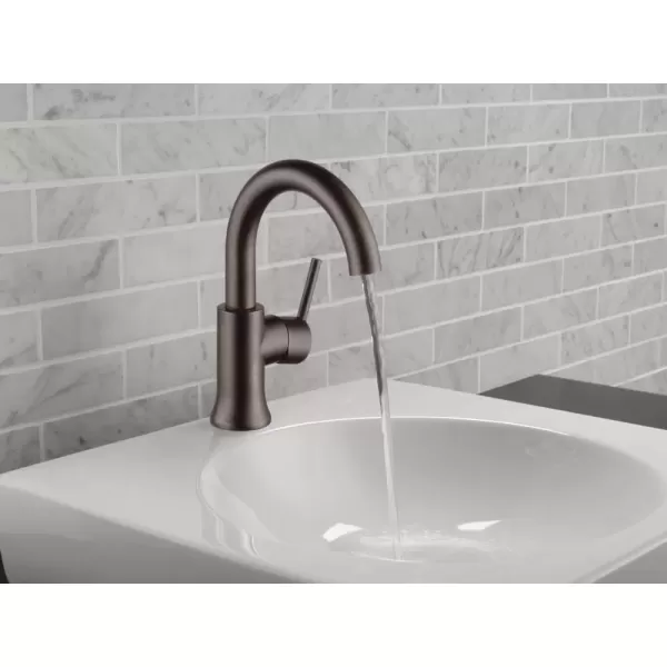 imageDelta Faucet Trinsic Pull Down Bathroom Faucet Bathroom Pull Out Faucet Black Single Hole Bathroom Faucet with Pull Down Sprayer Bathroom Sink Faucet Magnetic Docking Matte Black 559HARBLPDDSTVenetian Bronze