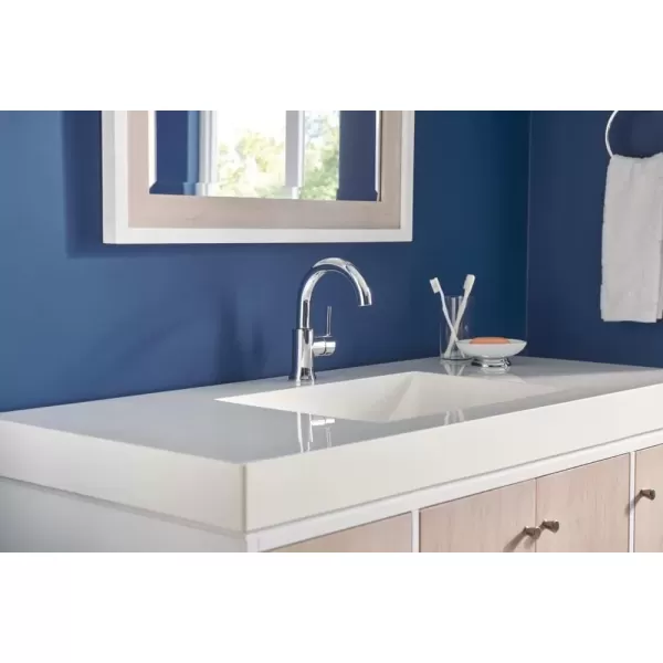 imageDelta Faucet Trinsic Pull Down Bathroom Faucet Bathroom Pull Out Faucet Black Single Hole Bathroom Faucet with Pull Down Sprayer Bathroom Sink Faucet Magnetic Docking Matte Black 559HARBLPDDSTChrome