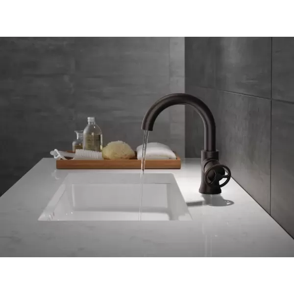 imageDelta Faucet Trinsic Pull Down Bathroom Faucet Bathroom Pull Out Faucet Gold Single Hole Bathroom Faucet with Pull Down Bathroom Sink Faucet Magnetic Docking Champagne Bronze 558HARCZPDDSTVenetian Bronze