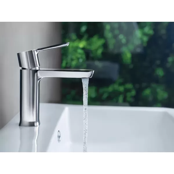 imageDELTA 581LFBLGPMPP Modern Bathroom Faucet 10 GPM Water Flow Matte BlackChrome