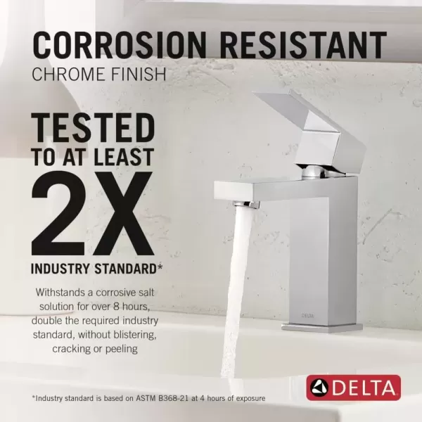 imageDELTA 567LFBLGPMPP Modern Bathroom Faucet 10 GPM Water Flow Matte BlackChrome