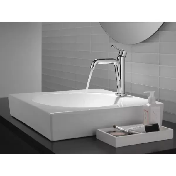 imageDelta Faucet Nicoli Gold Bathroom Faucet Single Hole Bathroom Faucet Single Handle Bathroom Faucet Champagne Bronze 15849LFCZChrome