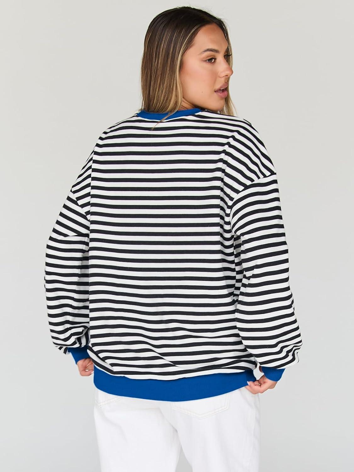 imageTrendy Queen Oversized Sweatshirt for Women 2025 Fall Crewneck Striped Long Sleeve Shirts Hoodies Cute Top Y2K OutfitsBlackwhite