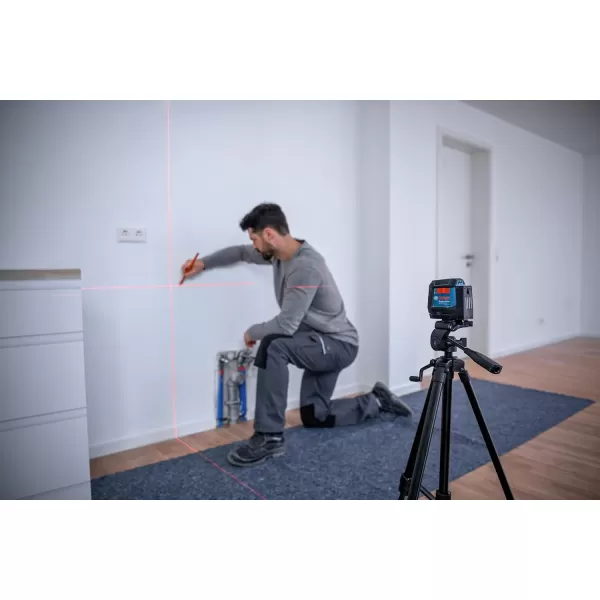 BOSCH GLL50-20 Cross Line Laser, Self Leveling, 50ft Range and Magnetic Laser Mount