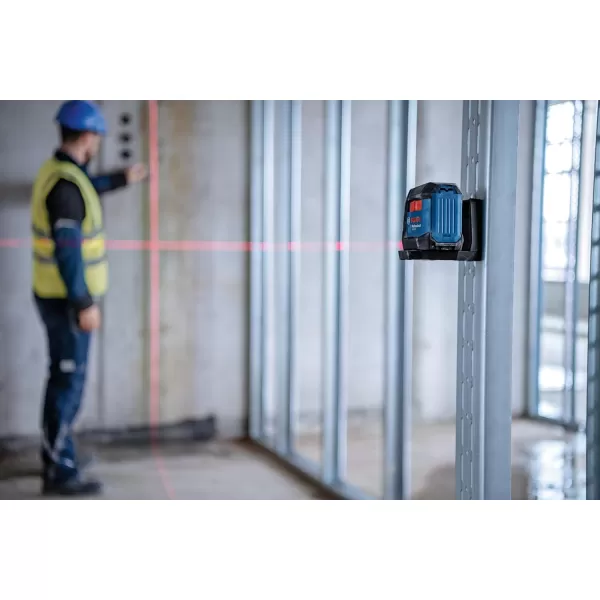 BOSCH GLL50-20 Cross Line Laser, Self Leveling, 50ft Range and Magnetic Laser Mount