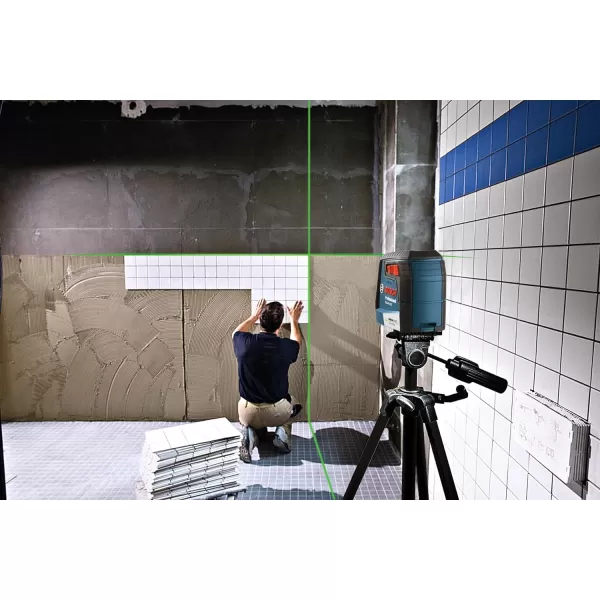 BOSCH GLL50-20GL 65ft Green-Beam Cross-Line Laser with VisiMax Technology, Rechargable Lithium-Ion Battery, Self-Leveling, with Magnetic Mount