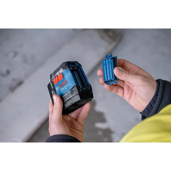 BOSCH GLL50-20GL 65ft Green-Beam Cross-Line Laser with VisiMax Technology, Rechargable Lithium-Ion Battery, Self-Leveling, with Magnetic Mount