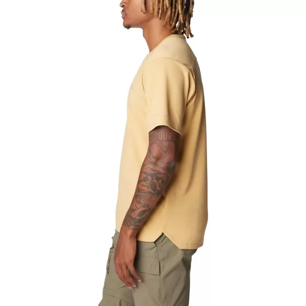 imageColumbia Mens Black Mesa Short Sleeve CrewLight Camel