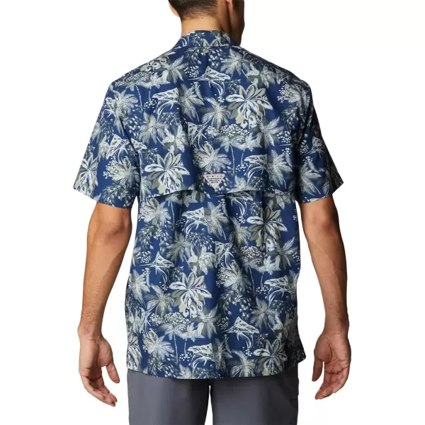 imageColumbia Mens Trollers Best Short Sleeve ShirtCarbon Festive Fishin Print