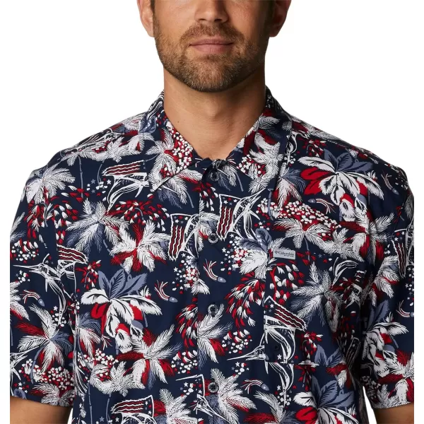 imageColumbia Mens Trollers Best Short Sleeve ShirtCollegiate Navy Fireworks Fish Print