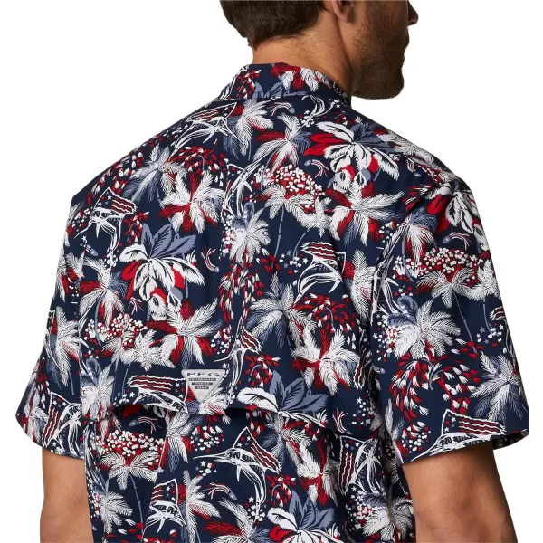imageColumbia Mens Trollers Best Short Sleeve ShirtCollegiate Navy Fireworks Fish Print
