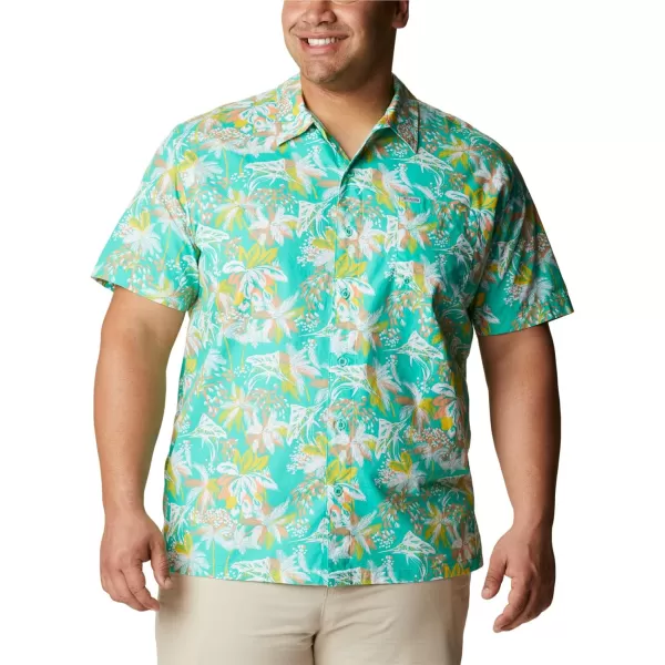 imageColumbia Mens Trollers Best Short Sleeve ShirtElectric Turquoise Festive Fishin Print