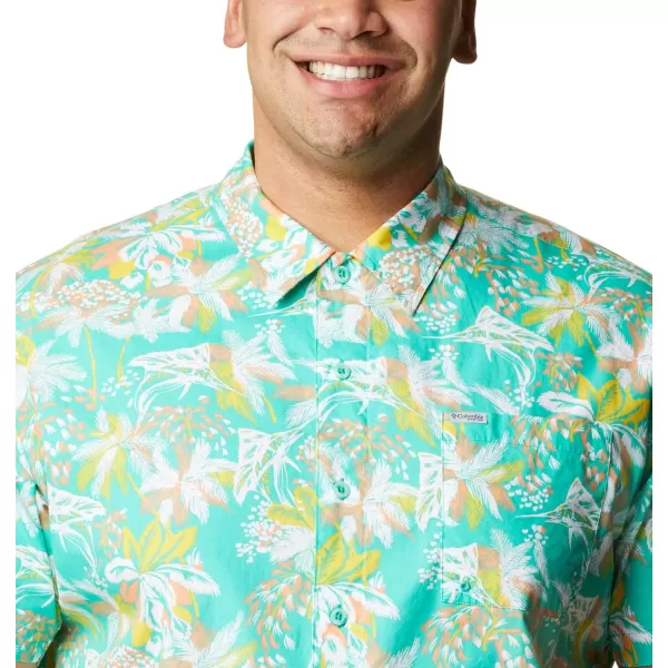 imageColumbia Mens Trollers Best Short Sleeve ShirtElectric Turquoise Festive Fishin Print