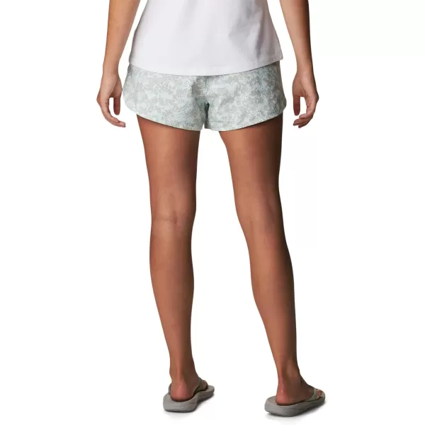imageColumbia Womens Bogata Bay Stretch Printed ShortChalkDotty Disguise
