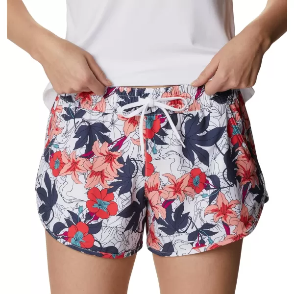 imageColumbia Womens Bogata Bay Stretch Printed ShortWhite Lakeshore Floral Multi