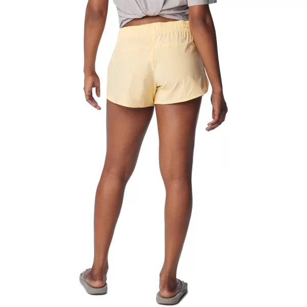 imageColumbia Womens Bogata Bay Stretch ShortSunkissed