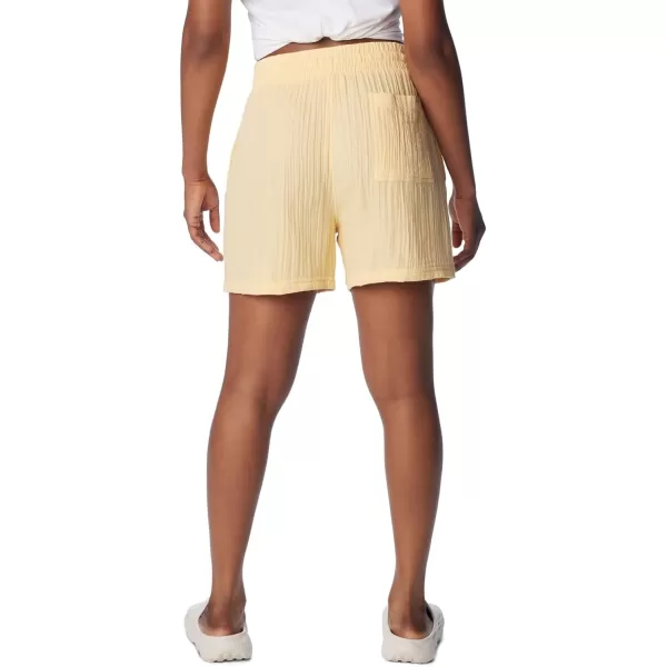 imageColumbia Womens Holly Hideaway Breezy ShortSunkissed