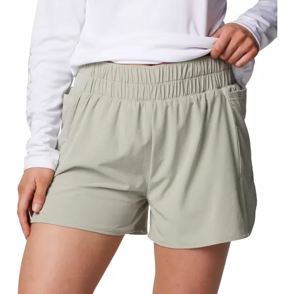 imageColumbia Womens Tidal Light Lined ShortSmokey SageSpring Yellow