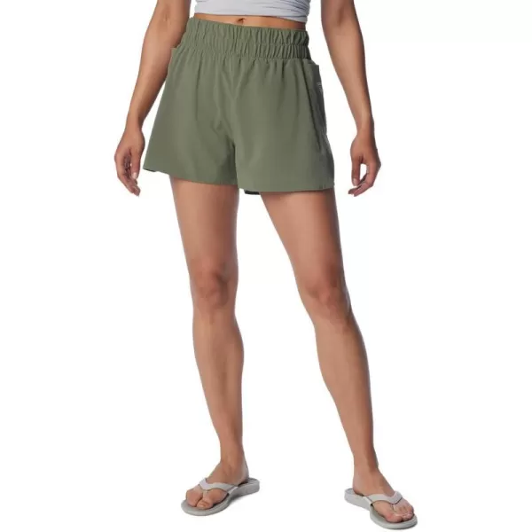 imageColumbia Womens Tidal Light Lined ShortCypressPeach Fizz