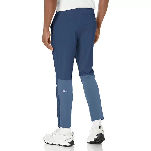 imageColumbia Mens Endless Trail Training JoggerCollegiate Navy
