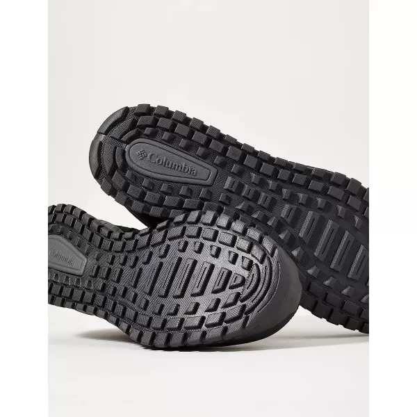 imageColumbia Mens Fairbanks Mid Snow ShoeBlackShark