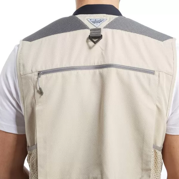 imageColumbia Mens Henrys Fork V VestFossil