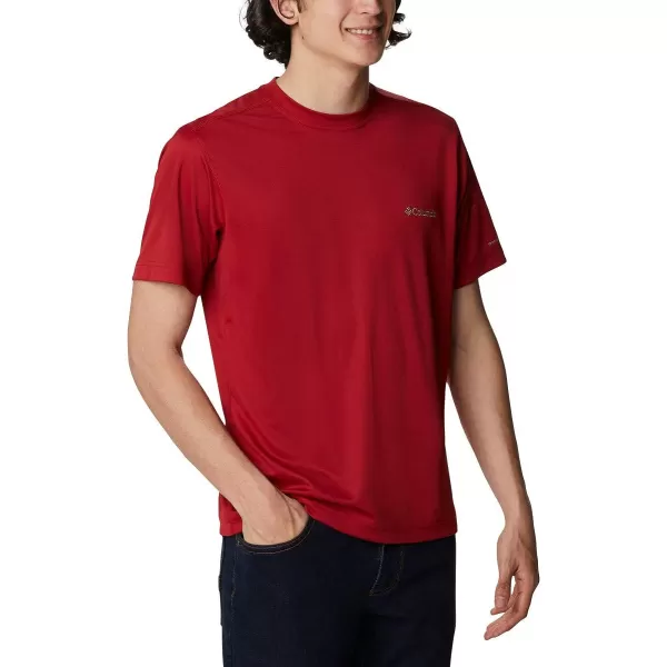 imageColumbia Mens Meeker Peak Short Sleeve CrewRed Velvet