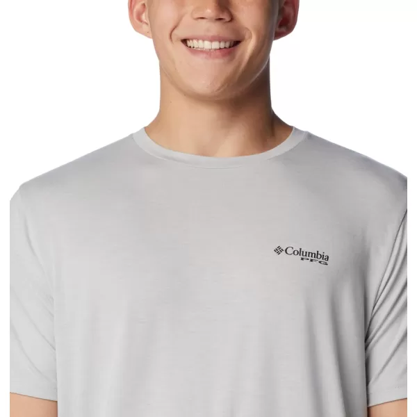 imageColumbia Mens PFG Fish Flag Tech Tee SsCool GreyStatetriot Usa Graphic