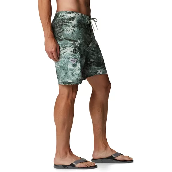 imageColumbia Mens PFG Offshore Ii Board ShortCool Green Realtree Horizon