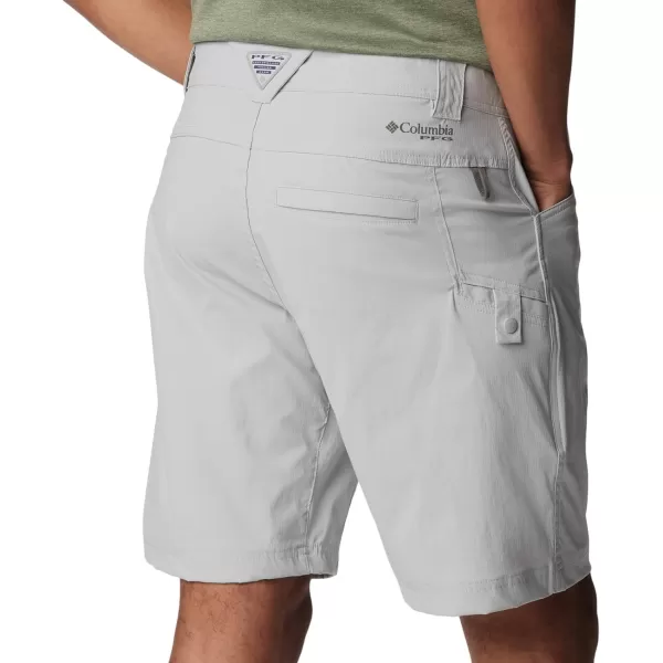 imageColumbia Mens Standard Blood and Guts Stretch ShortCool Grey